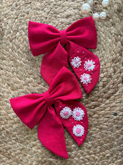 Pink Daisies Embroidered Bow