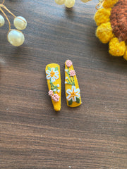 Daisy Love - Embroidered Hair Pin