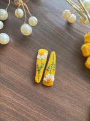 Daisy Stick - Embroidered Hair Pin